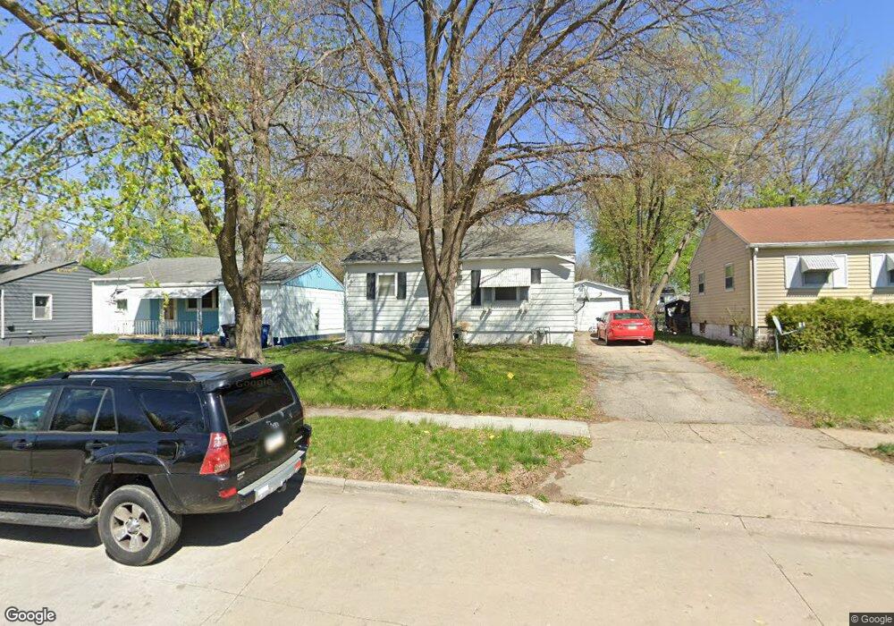 1911 62nd St, Des Moines, IA 50322 - photo 1
