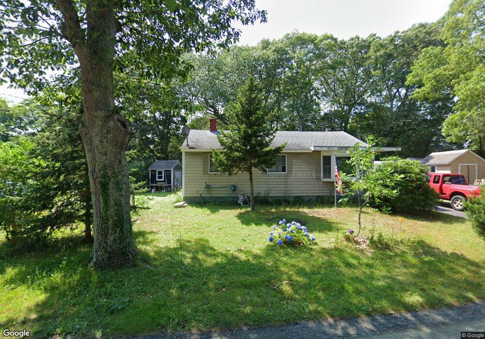 9 Crump Rd, Buzzards Bay, MA 02532 - photo 1