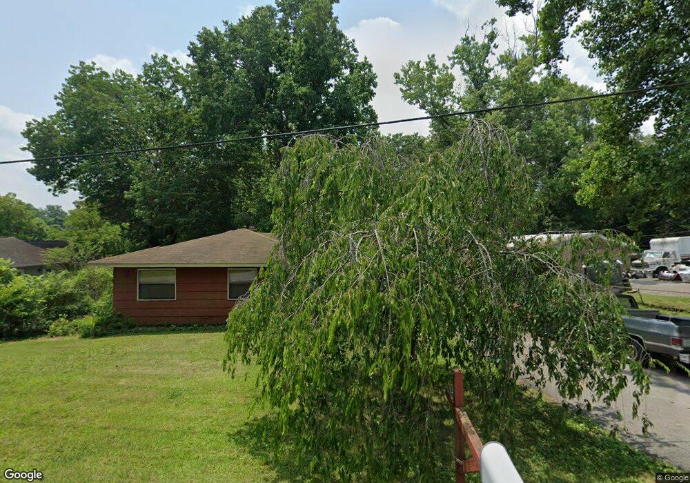 904 Gordon St, Chickamauga, GA 30707 - photo 1