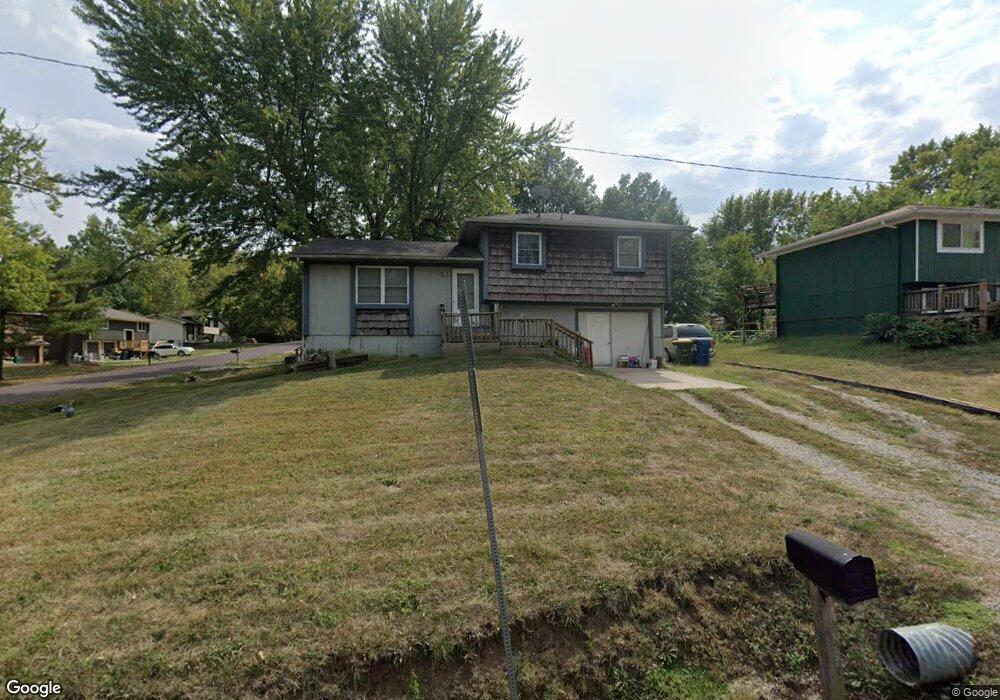 601 W Allen St, Spring Hill, KS 66083 - photo 1