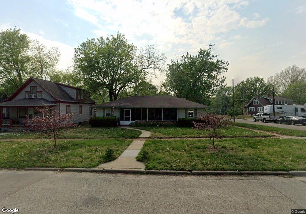 301 SW Elmwood Ave, Topeka, KS 66606 - photo 1