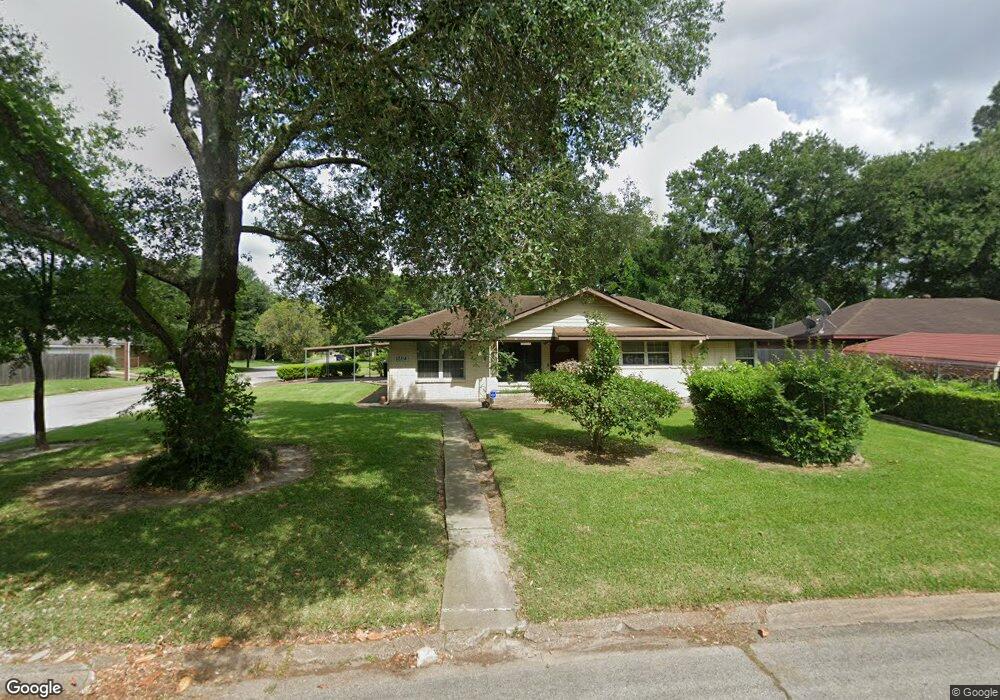 10114 Bretton Dr, Houston, TX 77016 - photo 1