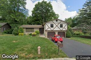 1304 Brookridge Dr, Columbus, OH 43235