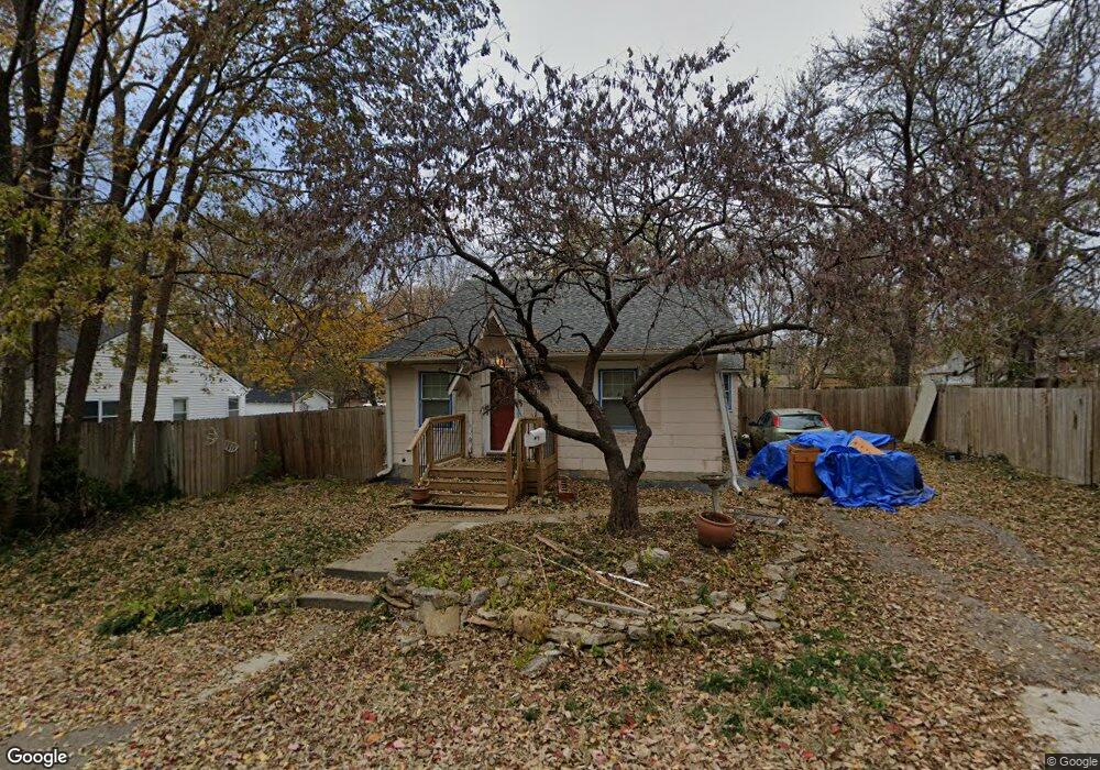 10712 W 57th Terrace, Shawnee, KS 66203 - photo 1