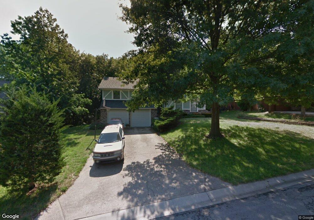 5015 Widmer Rd, Shawnee, KS 66216 - photo 1