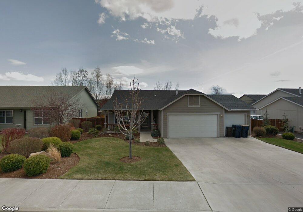 1620 NW Teak Ave, Redmond, OR 97756 - photo 1