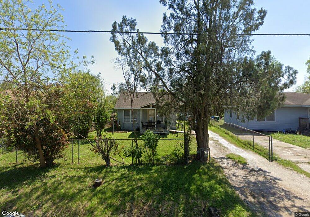 3934 King St, Houston, TX 77026 - photo 1