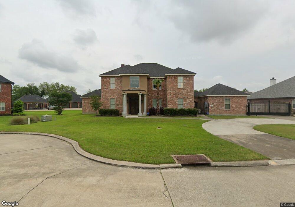 5620 Chene Blanc Dr, Lake Charles, LA 70605 - photo 1