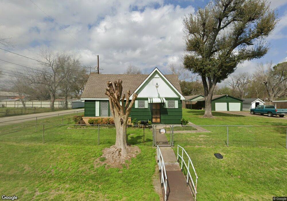 43 De Boll St, Houston, TX 77022 - photo 1