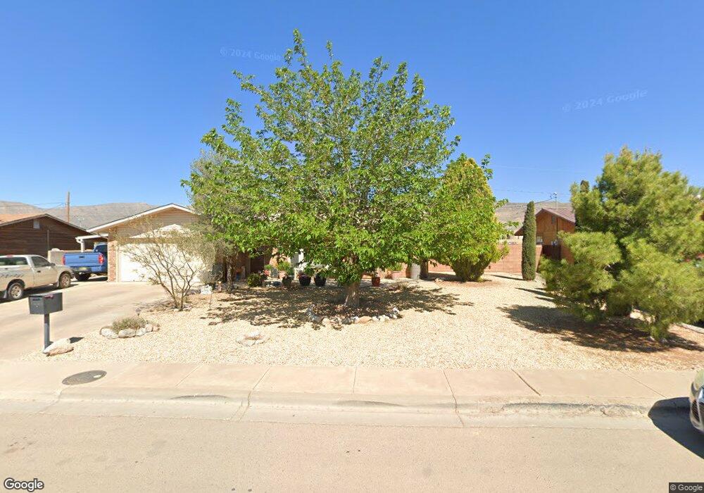 511 Plainview Dr, Alamogordo, NM 88310 - photo 1