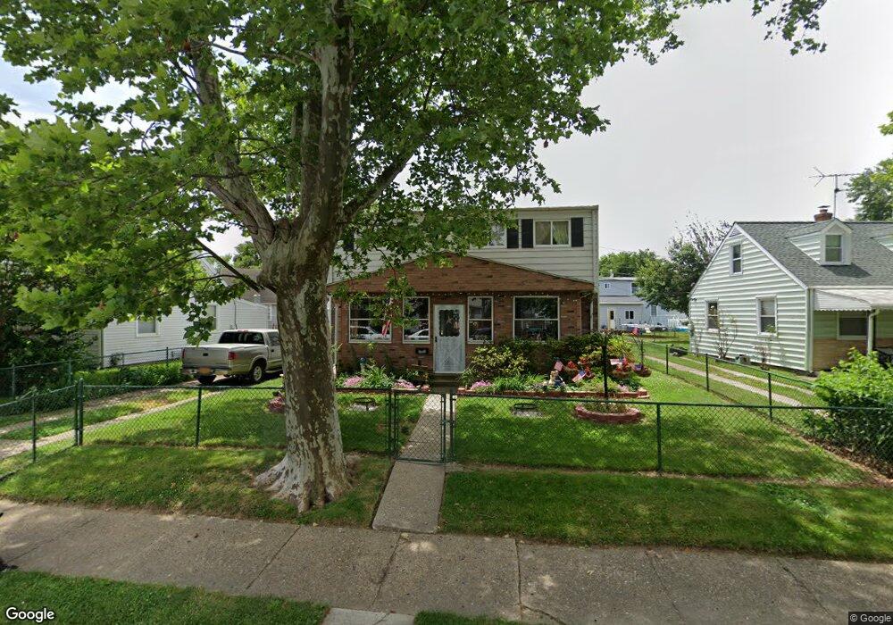 8235 Cornwall Rd, Dundalk, MD 21222 - photo 1