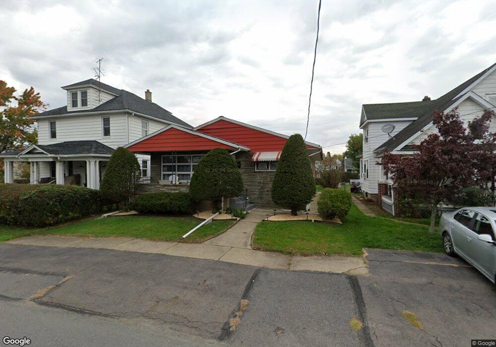 702 E Scott St, Olyphant, PA 18447 - photo 1