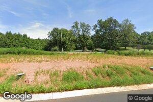 317 Breakwater Ln, Seneca, SC 29678