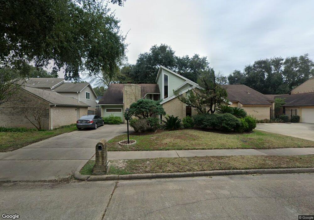 2319 Briar Branch Dr, Houston, TX 77042 - photo 1