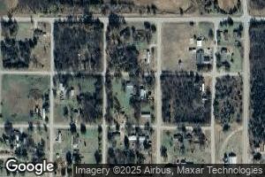 208 2nd St, Red Rock, OK 74651