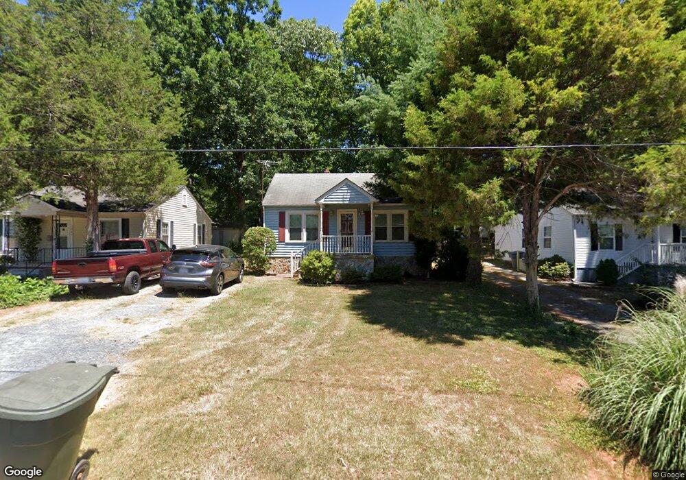 1300 Winslow Ave, Asheboro, NC 27205 - photo 1
