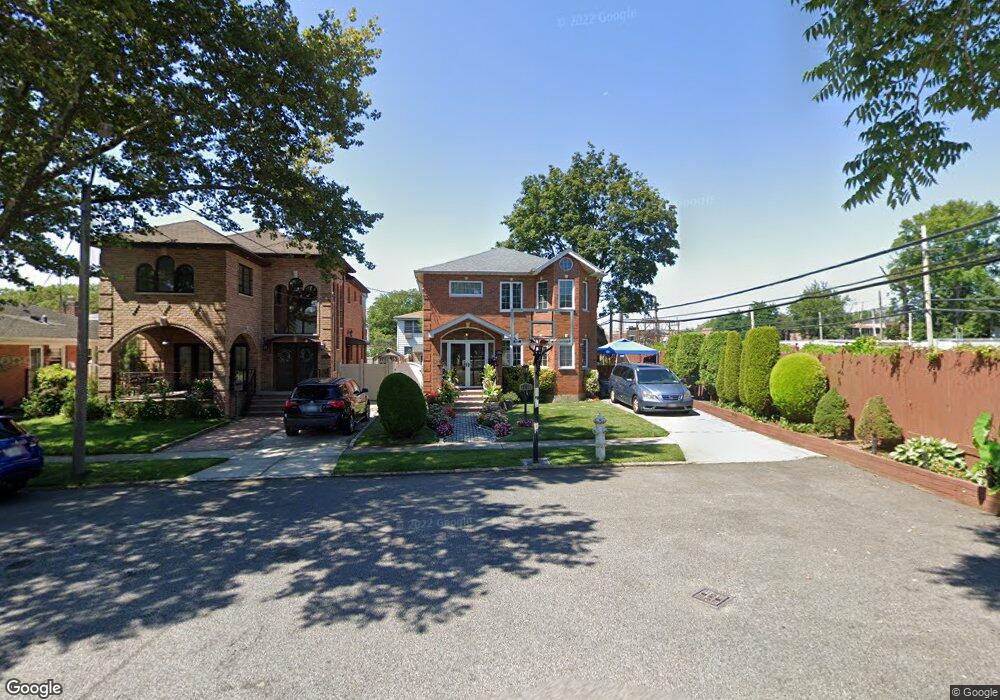 4120 218th St, Bayside, NY 11361 - photo 1