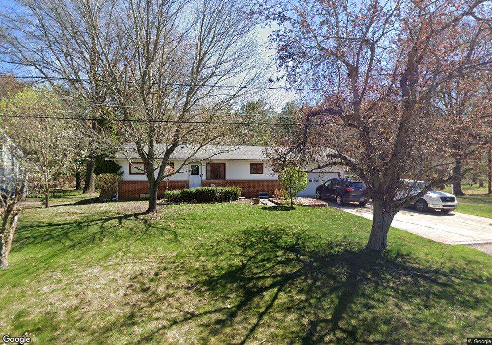 1412 Glen Rd, Midland, MI 48640 - photo 1