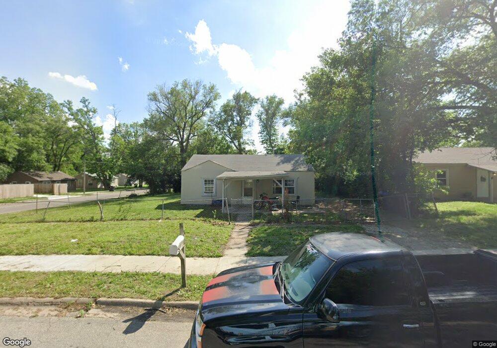 3371 SE Irvingham St, Topeka, KS 66605 - photo 1