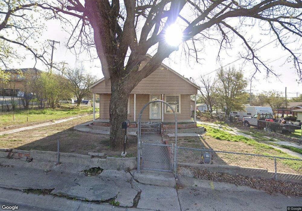 107 S Holman St, Decatur, TX 76234 - photo 1