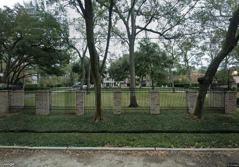 22 E Rivercrest Dr, Houston, TX 77042 - photo 1