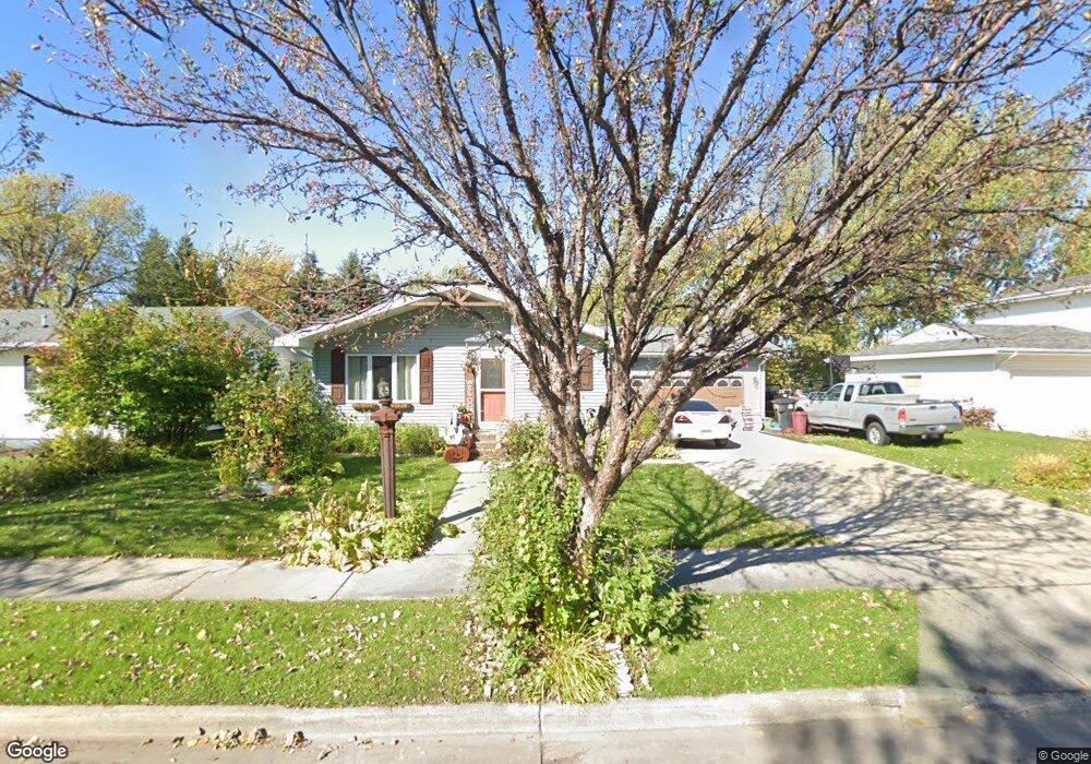 726 S 24th St, Grand Forks, ND 58201 - photo 1