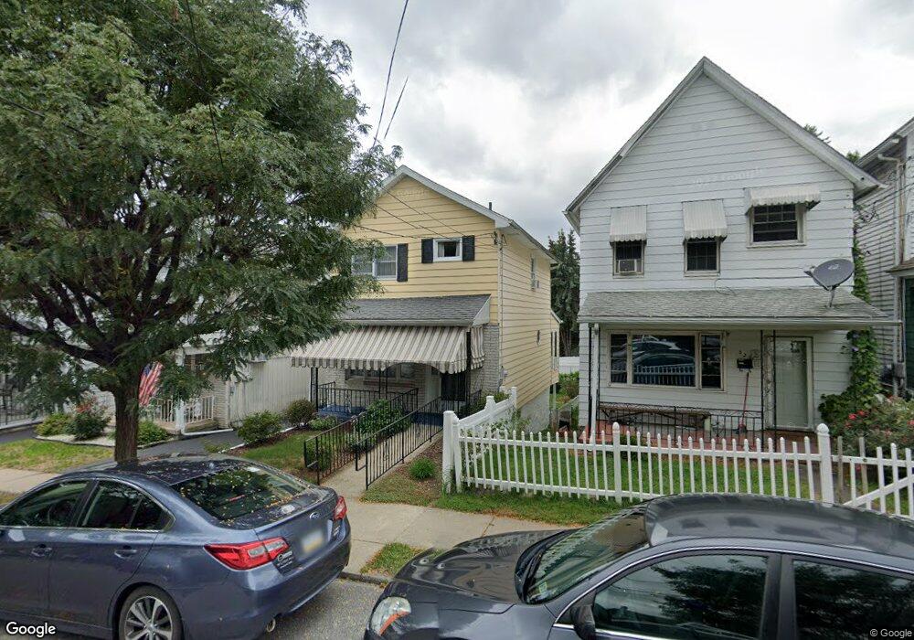 328 12th Ave, Scranton, PA 18504 - photo 1