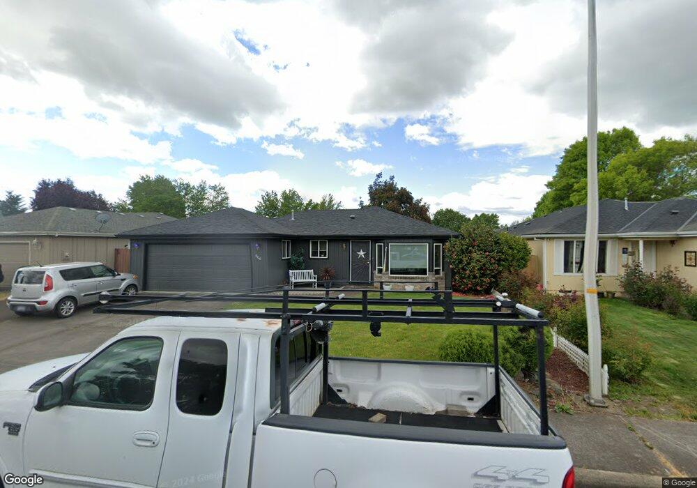 906 Hopkins Rd, Central Point, OR 97502 - photo 1
