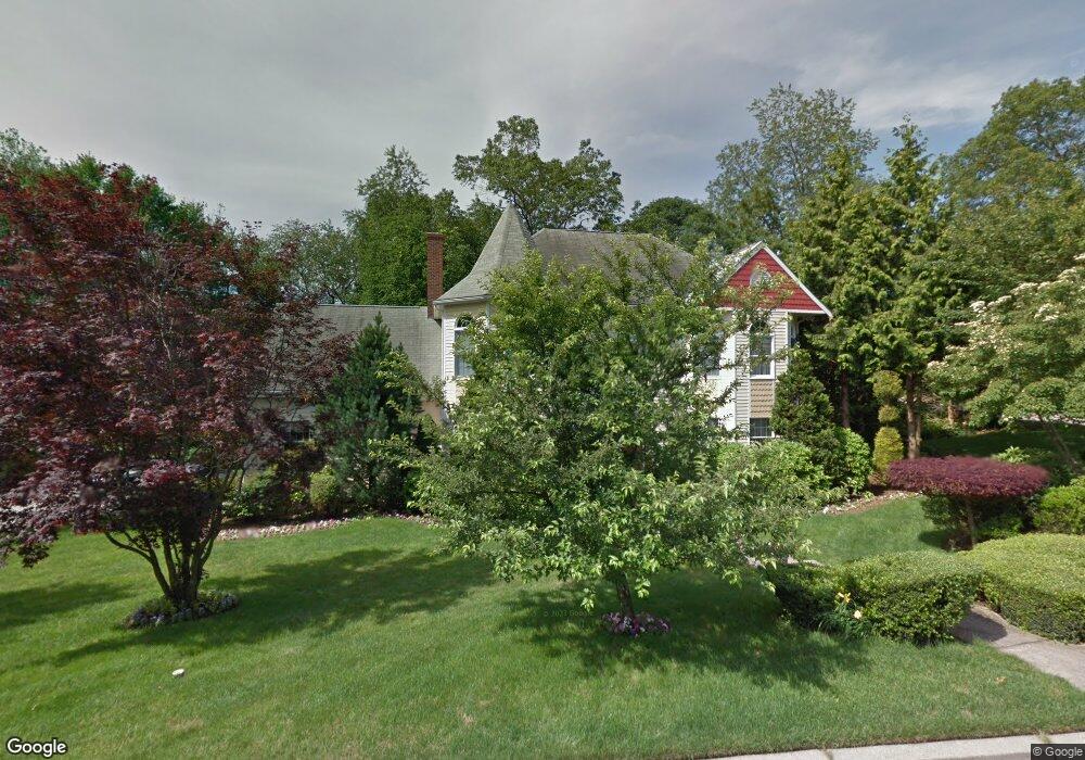 1 Factory Pond Cir, Greenville, RI 02828 - photo 1