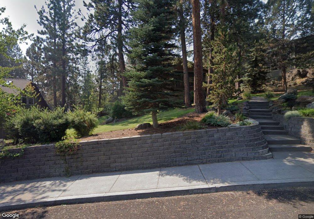 1623 NW Albany Ave, Bend, OR 97701 - photo 1