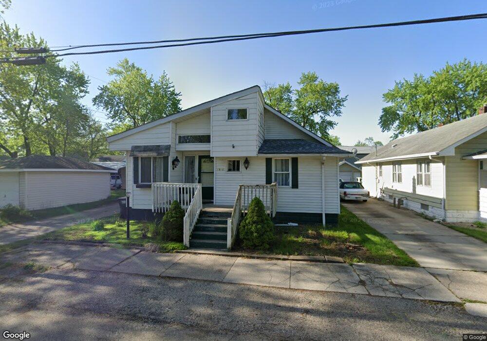 1913 Illinois St, Elkhart, IN 46516 - photo 1
