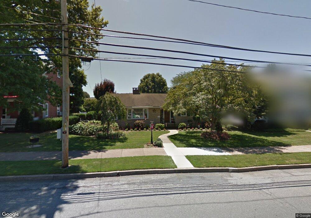 444 W High St, Womelsdorf, PA 19567 - photo 1