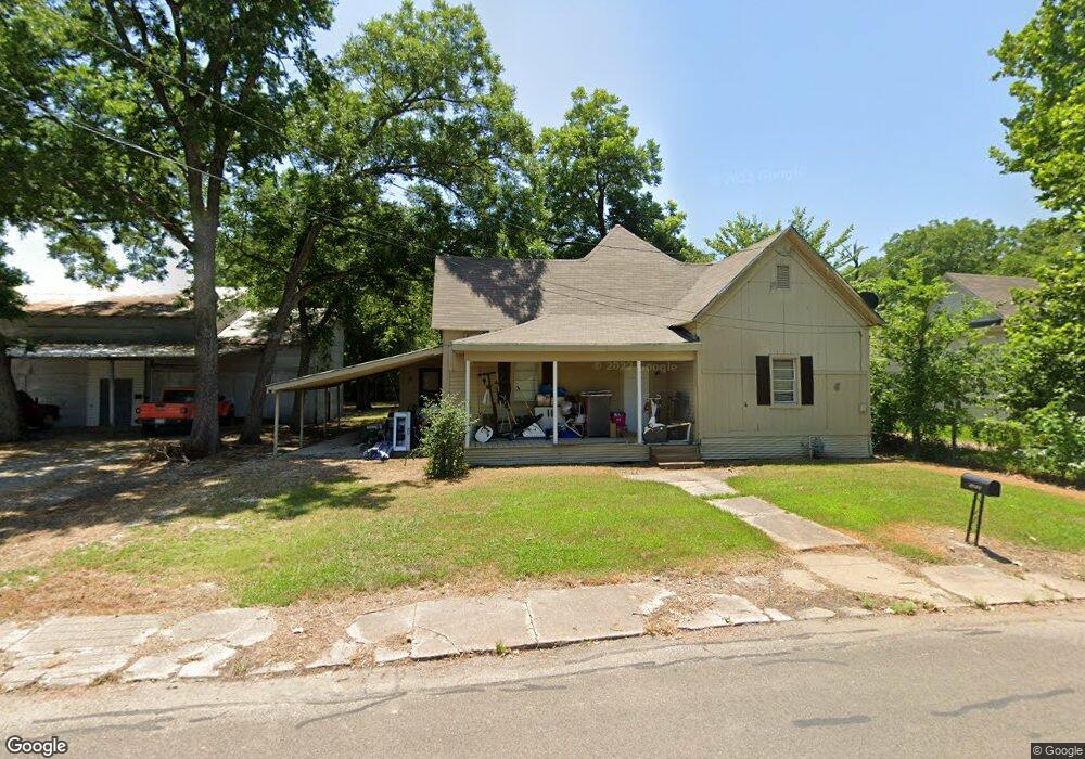 415 W 9th St, Bonham, TX 75418 - photo 1