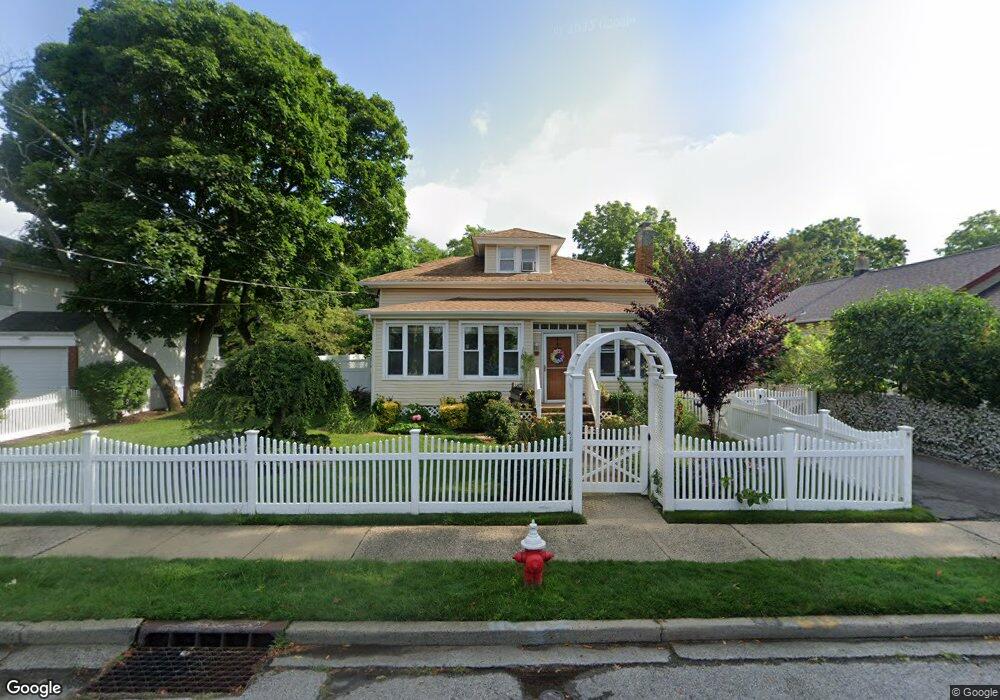 825 Allen Place, Baldwin, NY 11510 - photo 1