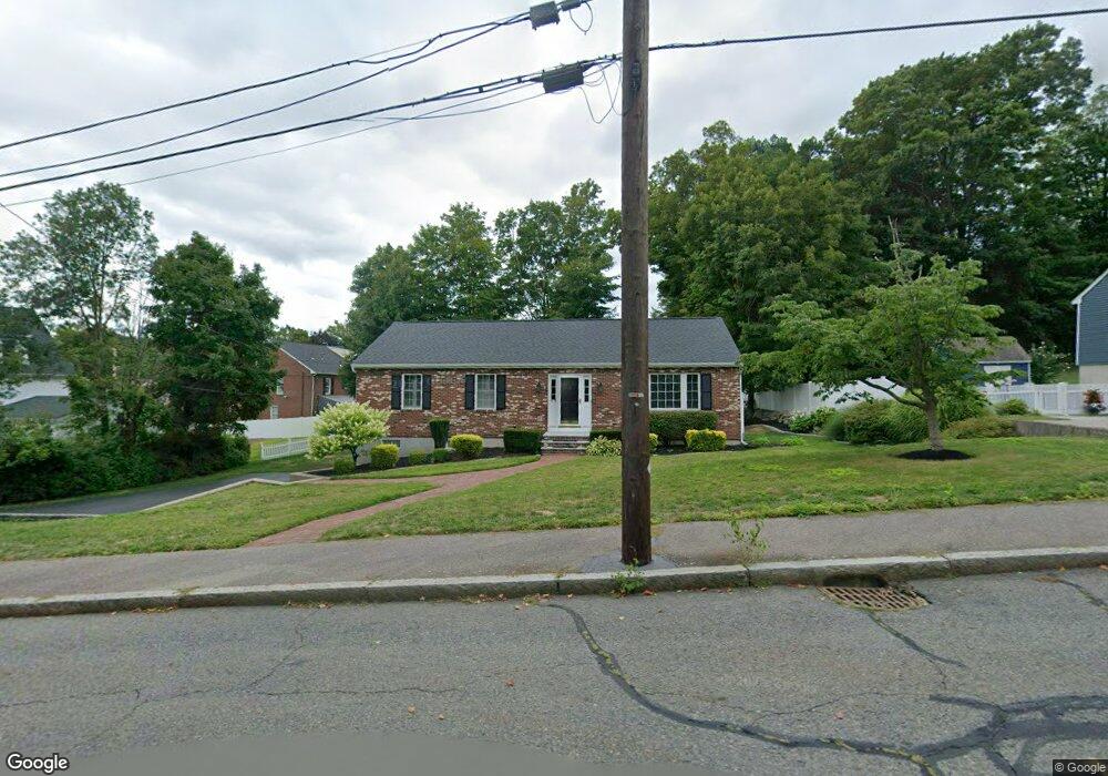 18 Sutherland Rd, North Attleboro, MA 02760 - photo 1