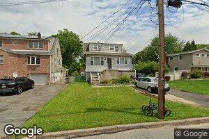 22 Henry St, Moonachie, NJ 07074