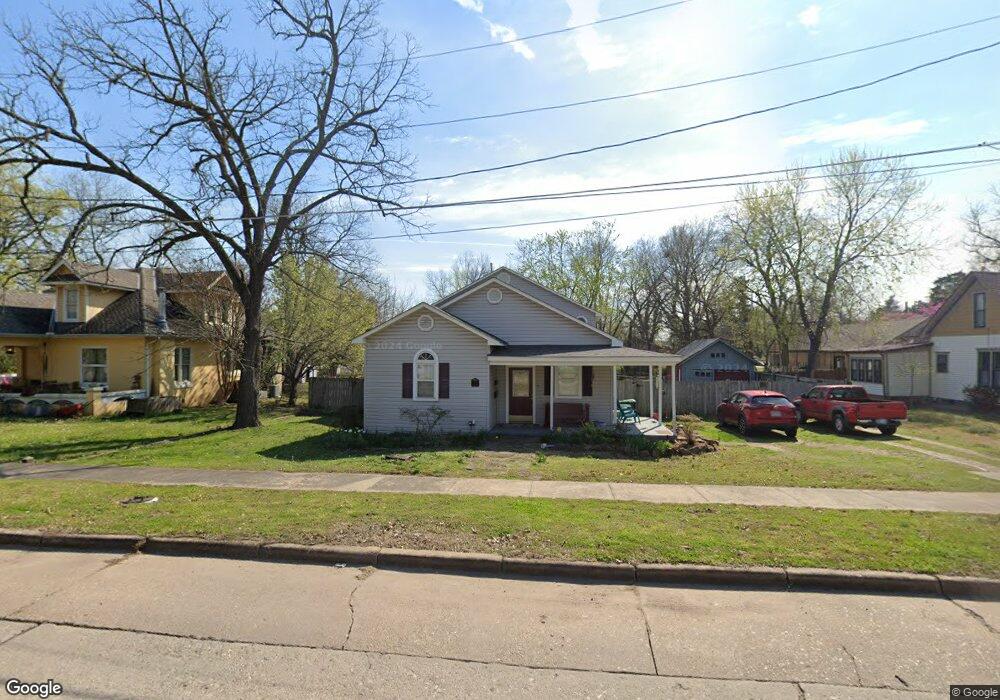 219 W Downing St, Tahlequah, OK 74464 - photo 1