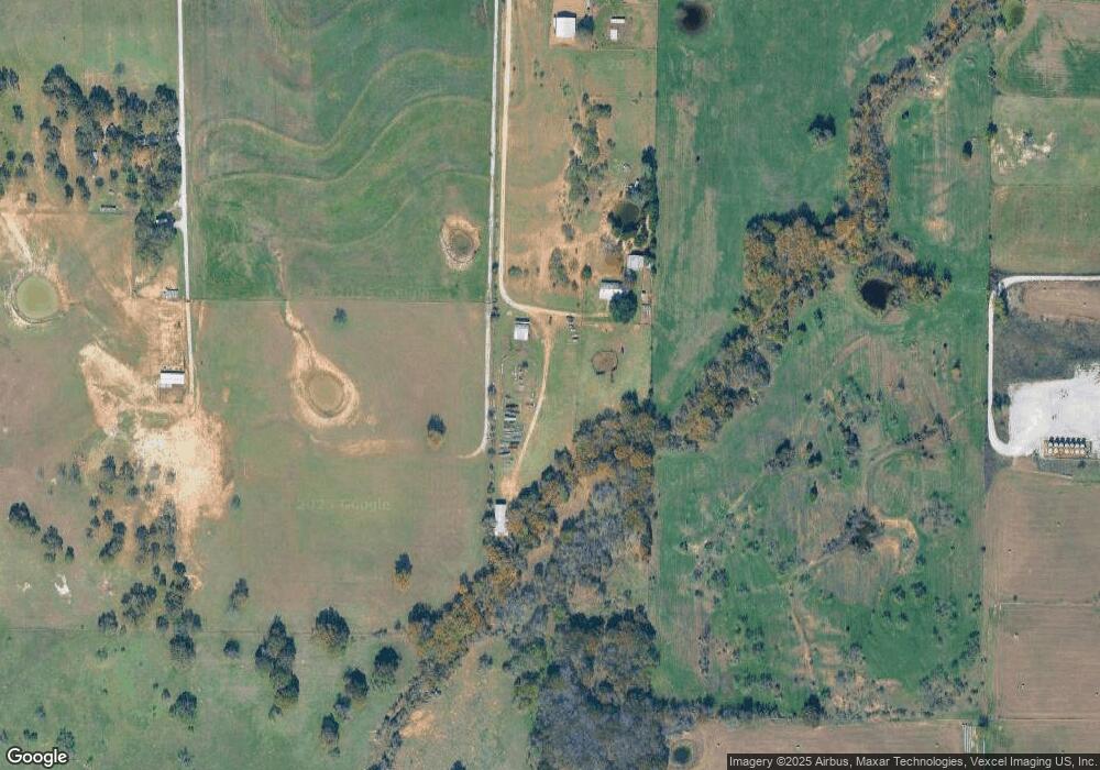 1601 Mcvoid Rd, Springtown, TX 76082 - photo 1