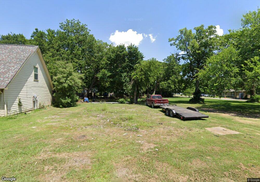 606 Elm St, Bonham, TX 75418 - photo 1