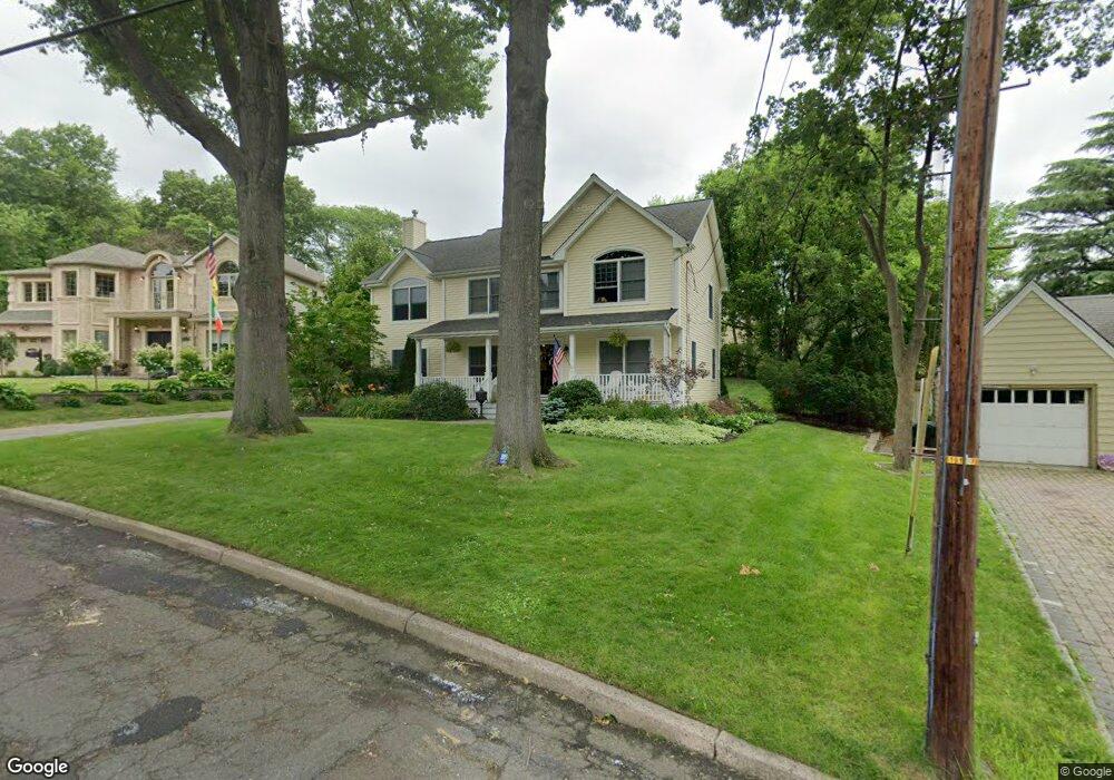 143 Geering Terrace, Paramus, NJ 07652 - photo 1