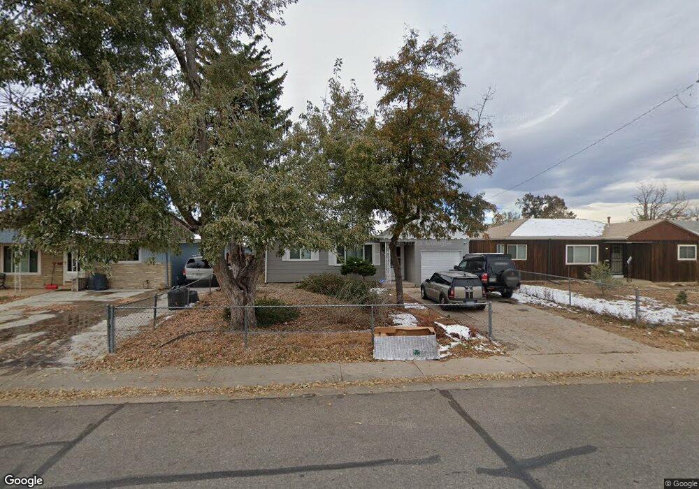 1649 N Moline St, Aurora, CO 80010 - photo 1