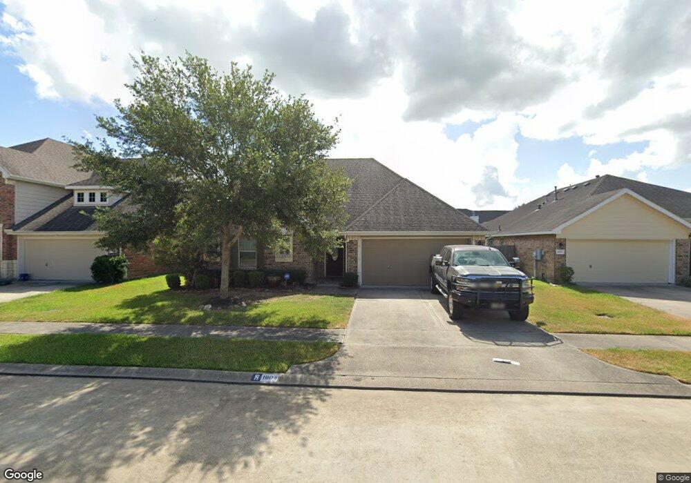 1804 Winding Trail Ln, Alvin, TX 77511 - photo 1