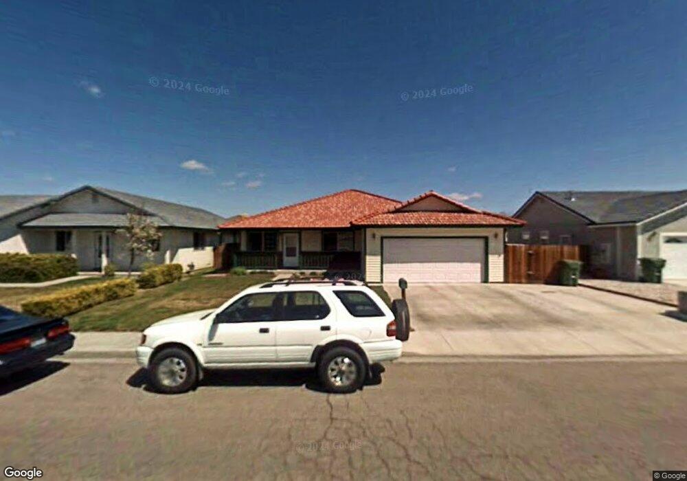 562 Venturacci Ln, Fallon, NV 89406 - photo 1