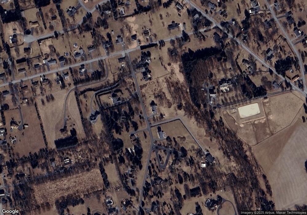 548 Ashwood Dr, Nazareth, PA 18064 - photo 1