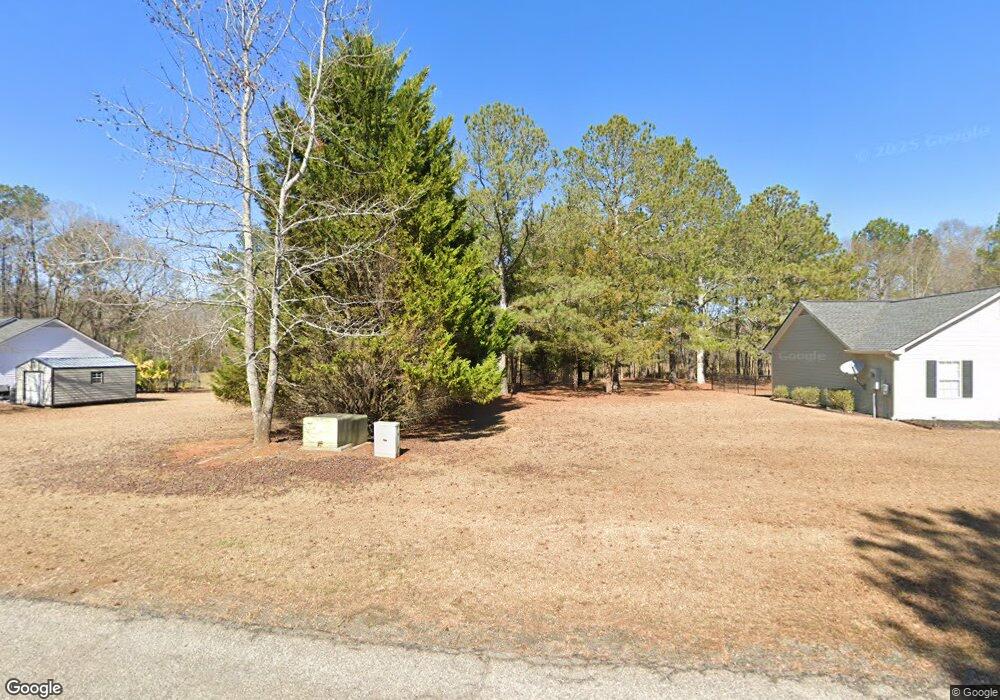 113 Colchester Cir, Colbert, GA 30628 - photo 1