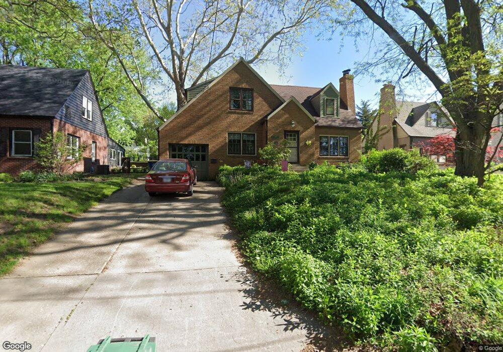 5631 Kingman Ave, Des Moines, IA 50311 - photo 1