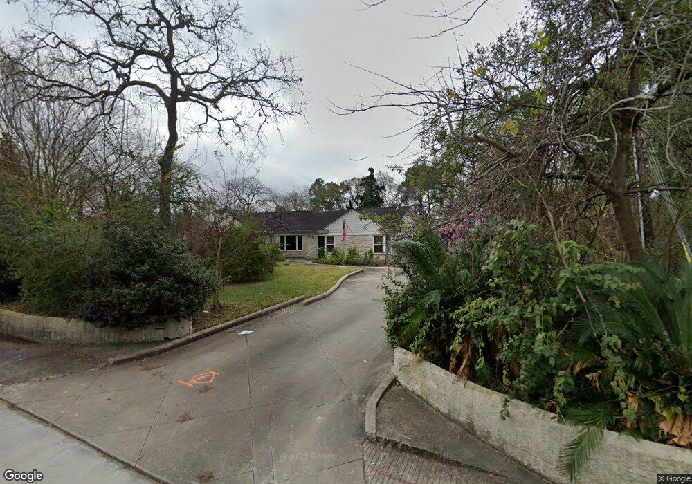 701 W 43rd St, Houston, TX 77018 - photo 1