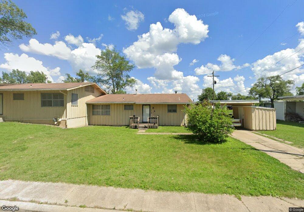 7130 SW Timberway Dr, Topeka, KS 66619 - photo 1