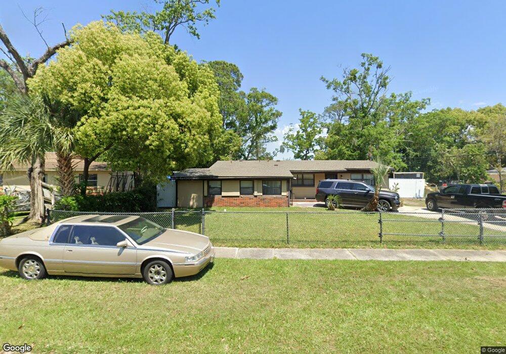 6613 Valiant Dr, Jacksonville, FL 32210 - photo 1