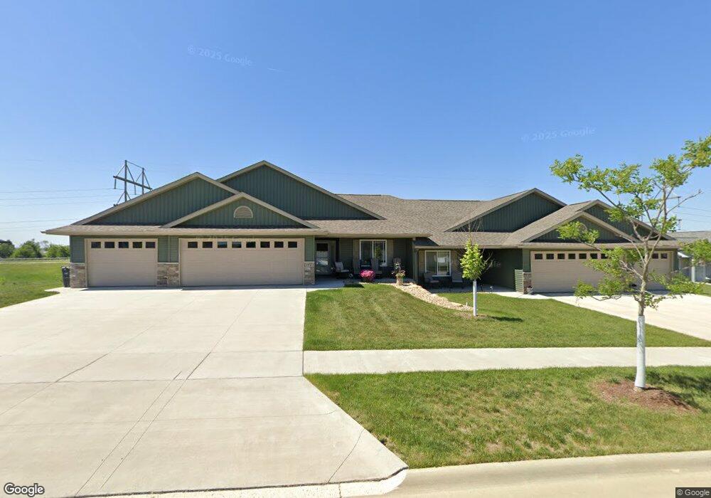 3713 Bluebird Dr SW, Cedar Rapids, IA 52404 - photo 1